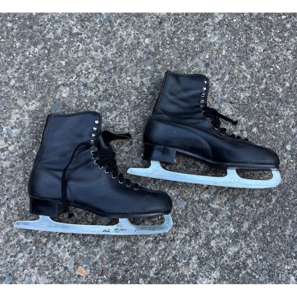 Vintage SSM Canada Canadian Flyer Black Leather Figure Skates Ice Skates